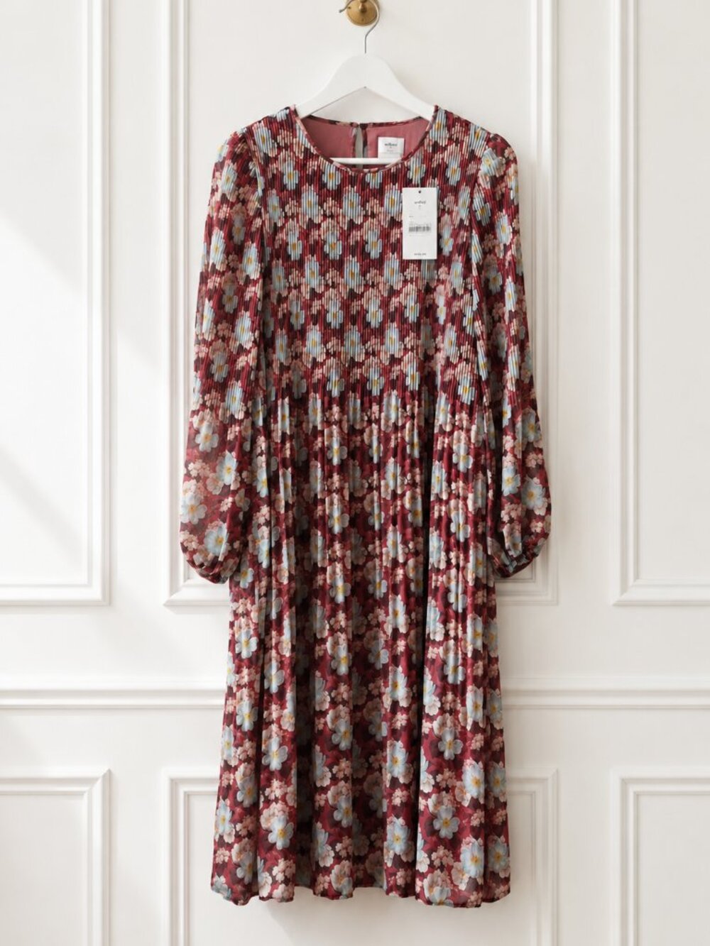 NWT Wilfred Aritzia Floral Pleated Long Sleeve Midi Dress | Size S | Brand New